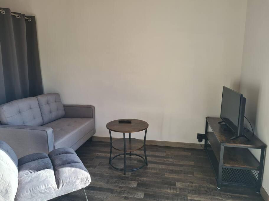 De 35 M2 Apartment